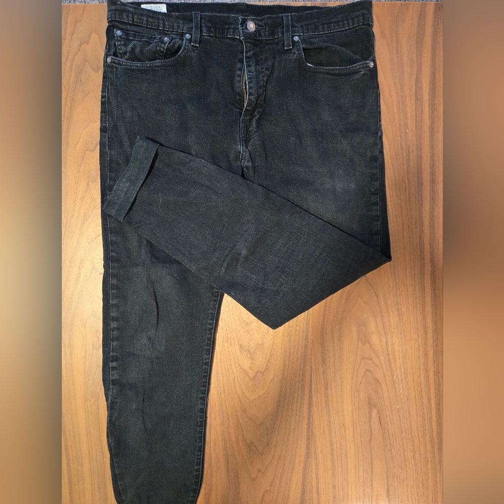 Slim taper Levi's